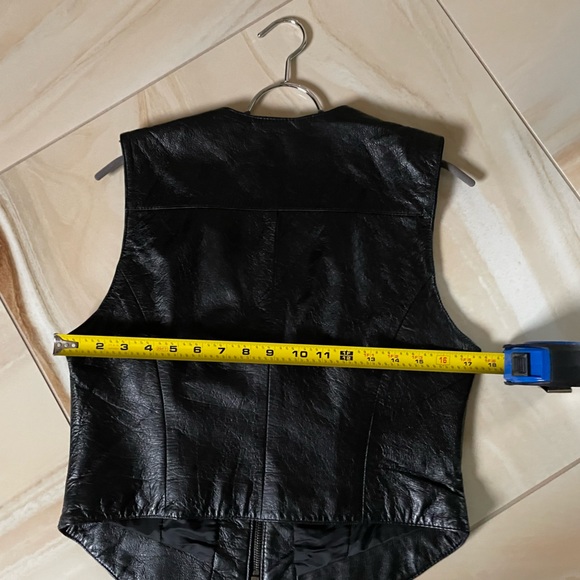 Black Leather Zip Vest - Picture 5 of 6